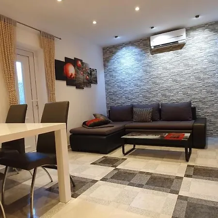 Villa Jass Near Makarska *