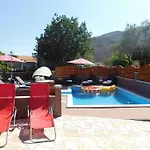 فيلة Jass Near Makarska Zagvozd