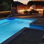 فيلة Jass Near Makarska *